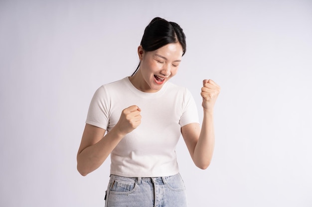 探索加拿大28APP：彩票与中奖的魅力世界